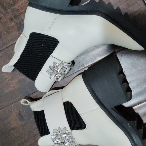 Karl Lagerfeld Leather Ivory Embellished Platform Cavin Ankle Boots BLING 8.5 - Picture 4 of 6